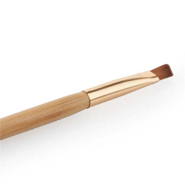 2-in-1 Eyebrow and Shadow Solution Brush
